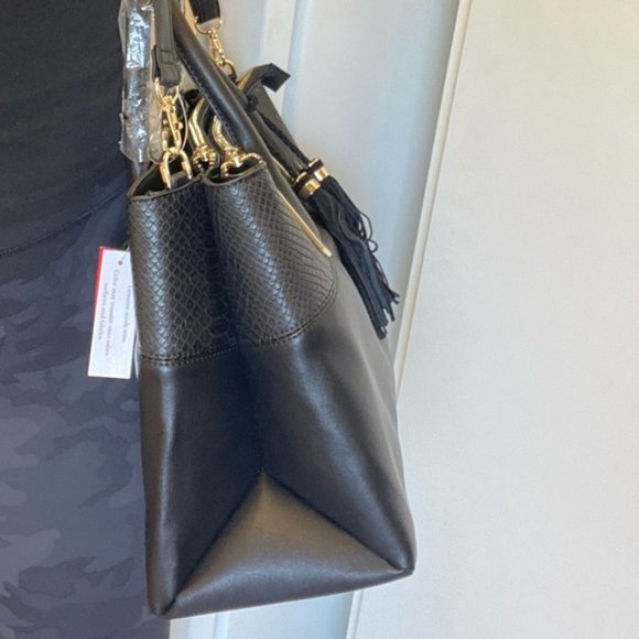 💎✨NEW✨💎 Crossbody Satchel - Picture 9 of 16